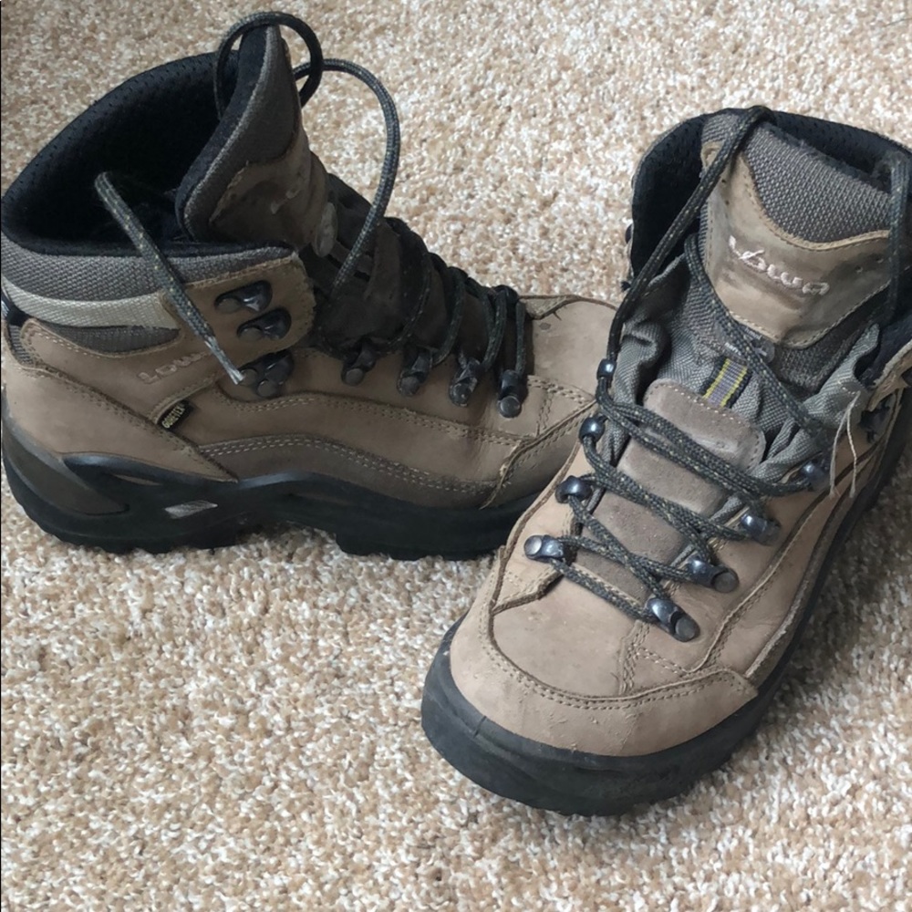 LOWA Renegade GORTEX Hiking boot